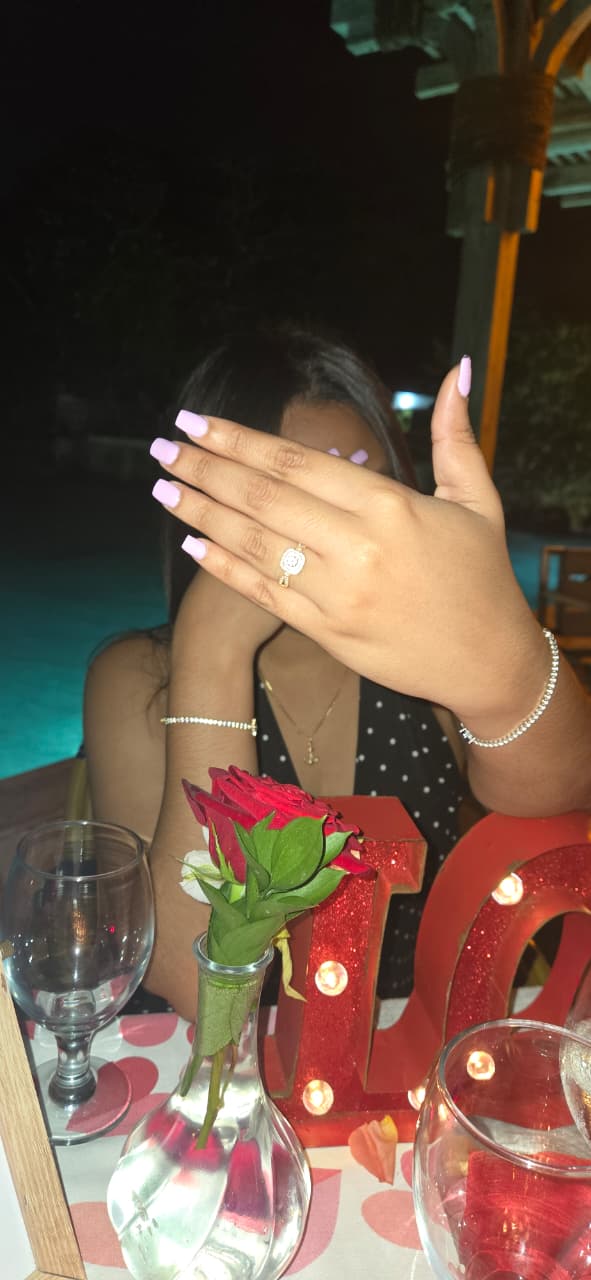 El anillo de compromiso de Michell